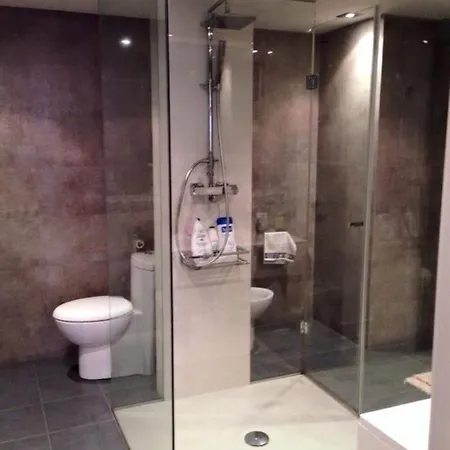 Piso Moderno, Centrico Y Con Garaje Gratis * Bilbao