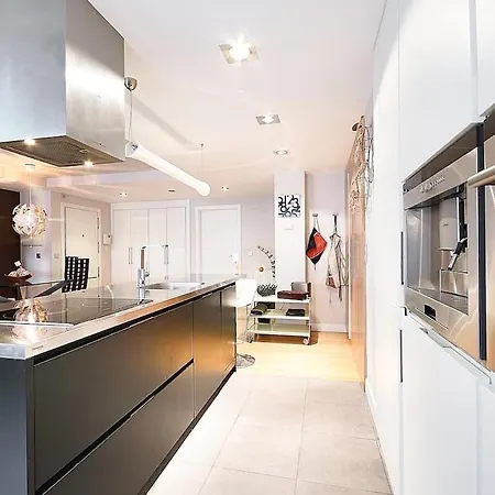 Piso Moderno, Centrico Y Con Garaje Gratis Bilbao