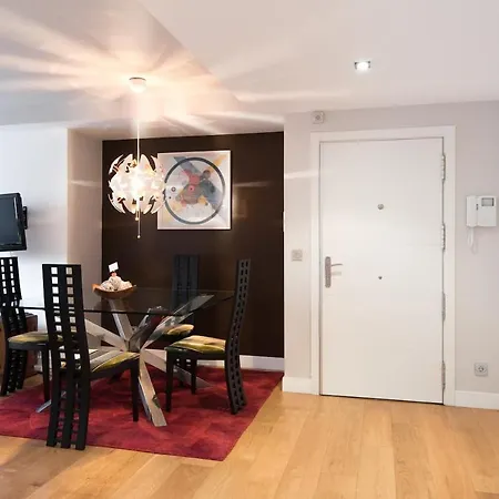 Piso Moderno, Centrico Y Con Garaje Gratis Daire Bilbao