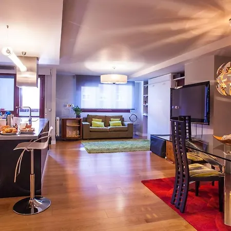 Piso Moderno, Céntrico Y Con Garaje Gratis * Bilbao