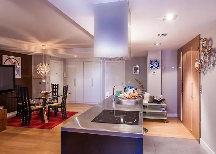 Διαμέρισμα Piso Moderno, Centrico Y Con Garaje Gratis *