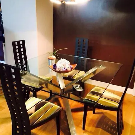 Apartamento Piso Moderno, Centrico Y Con Garaje Gratis